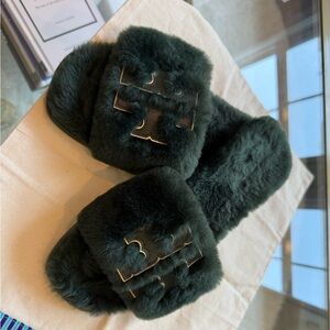 Tory Burch Forest Green Fur Slides Size 8